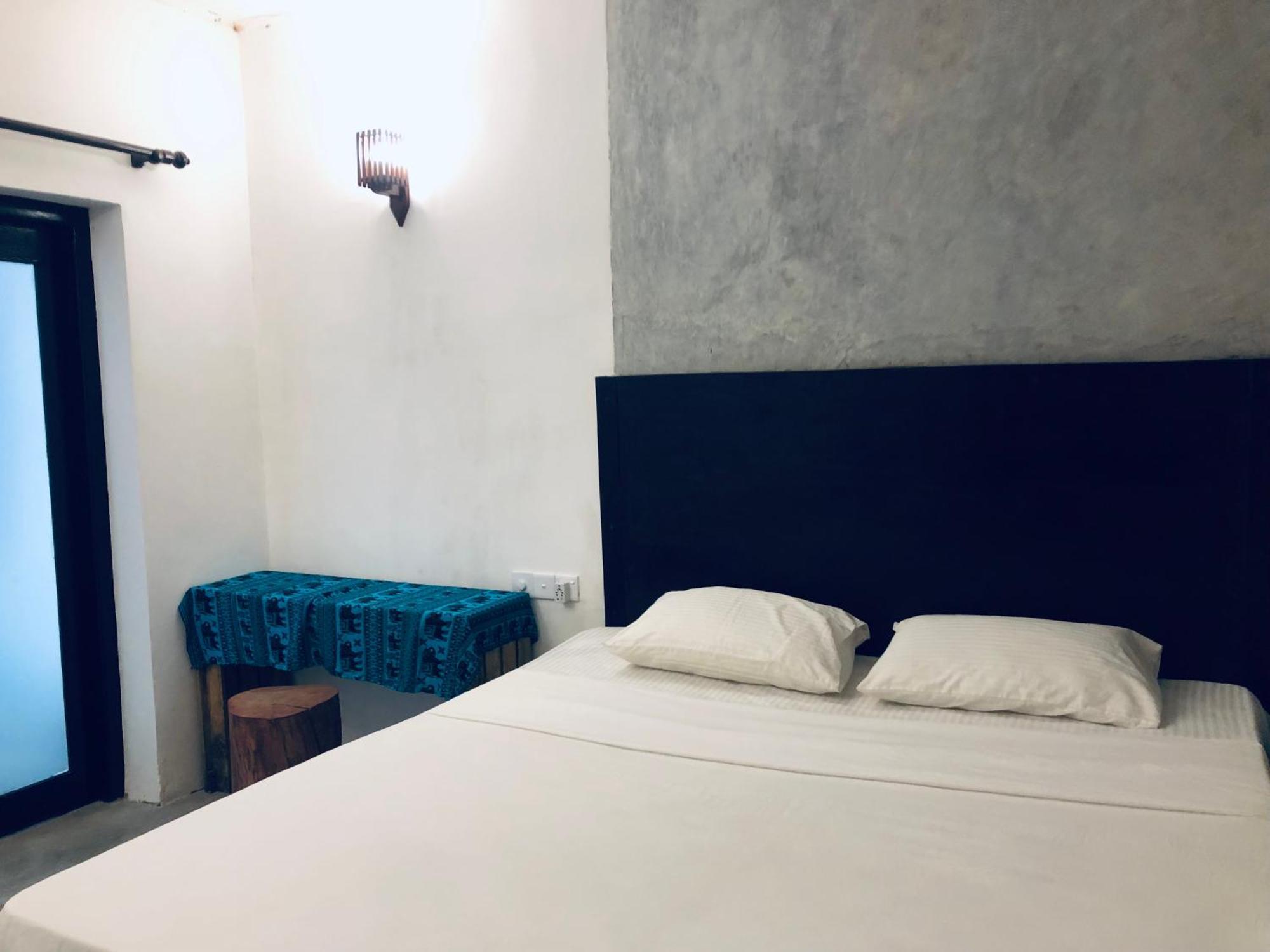 Haus 35 Panzió Weligama Kültér fotó
